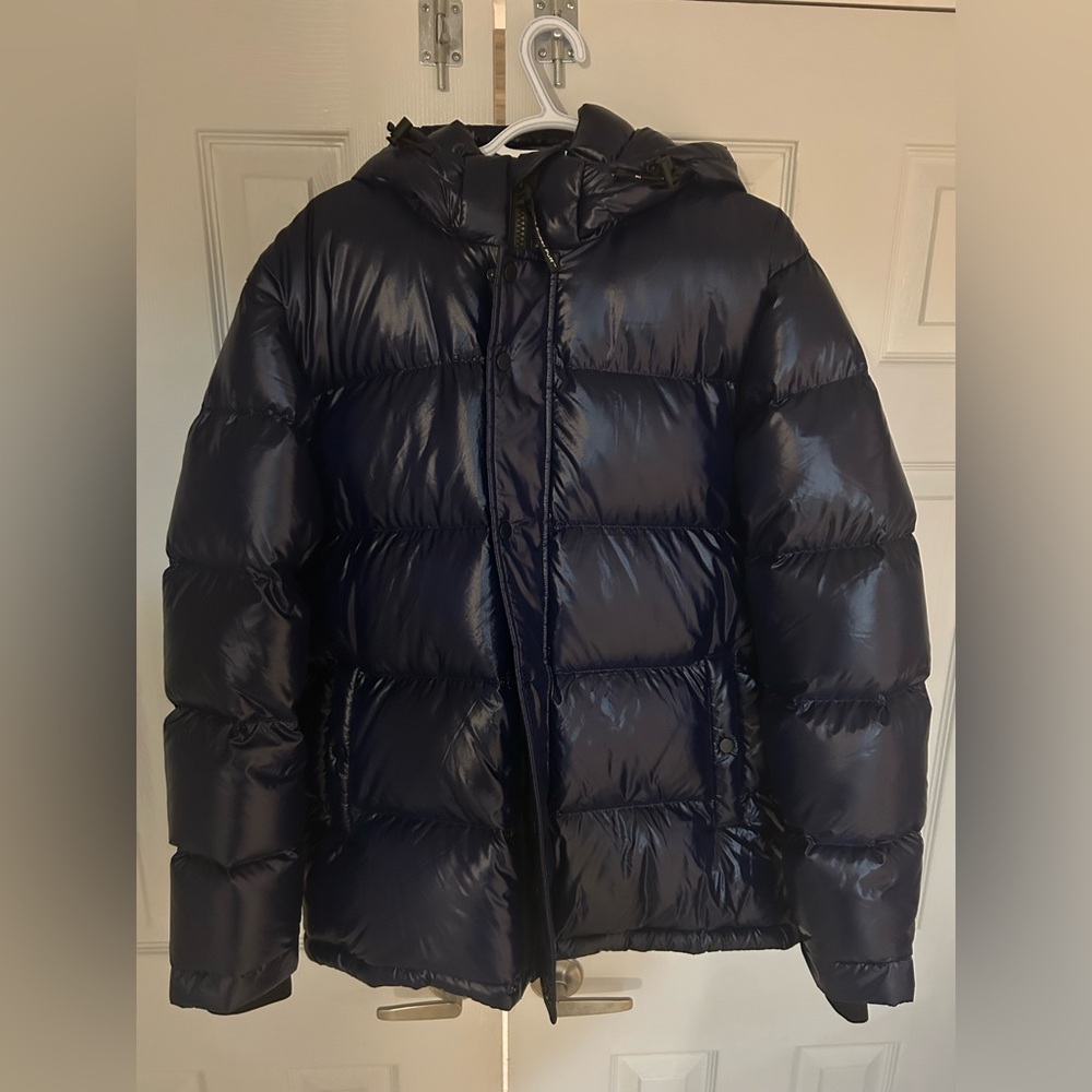 Aritzia Navy Blue Shiny Puffer Jacket with Hood